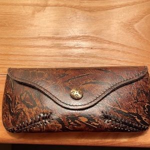 Patricia Nash all Leathet eyeglass/sunglasses case!